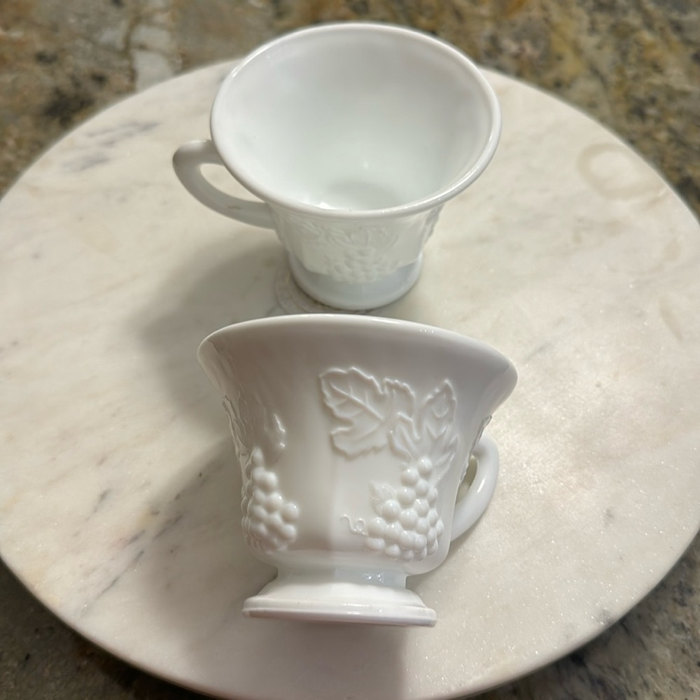 Vintage white,grapes tea cup.Excellent condition replacement 2 cups available